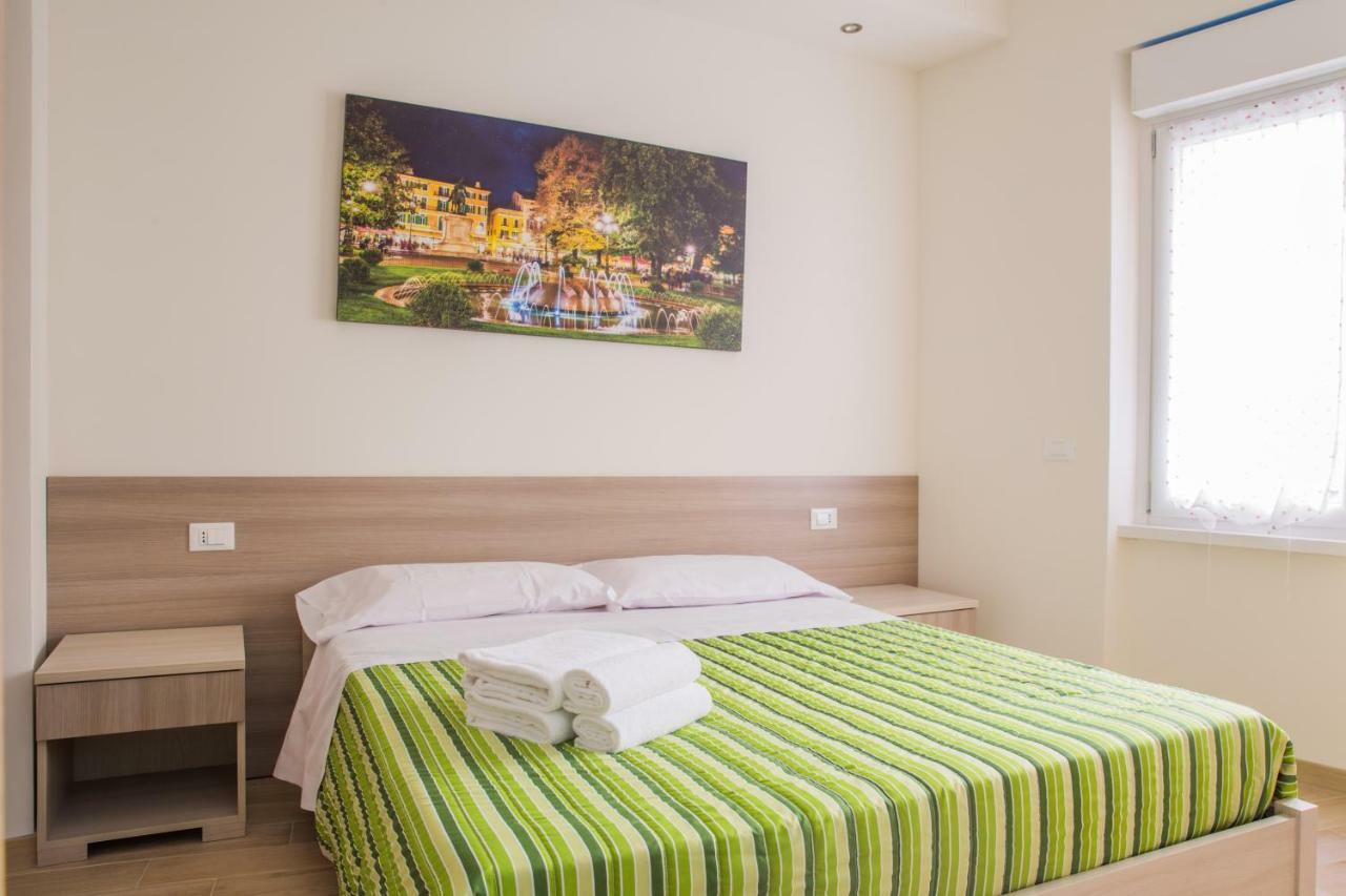 Family Apartment London Βερόνα Εξωτερικό φωτογραφία