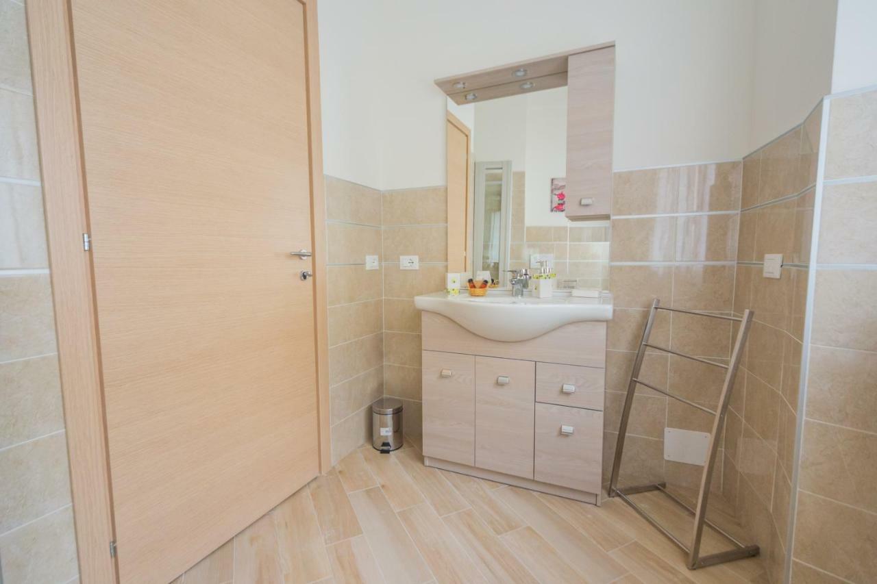 Family Apartment London Βερόνα Εξωτερικό φωτογραφία