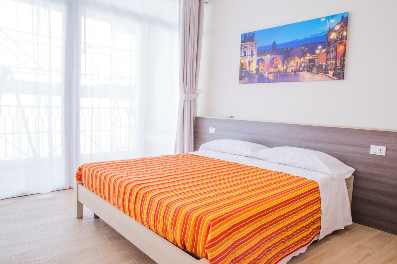 Family Apartment London Βερόνα Εξωτερικό φωτογραφία