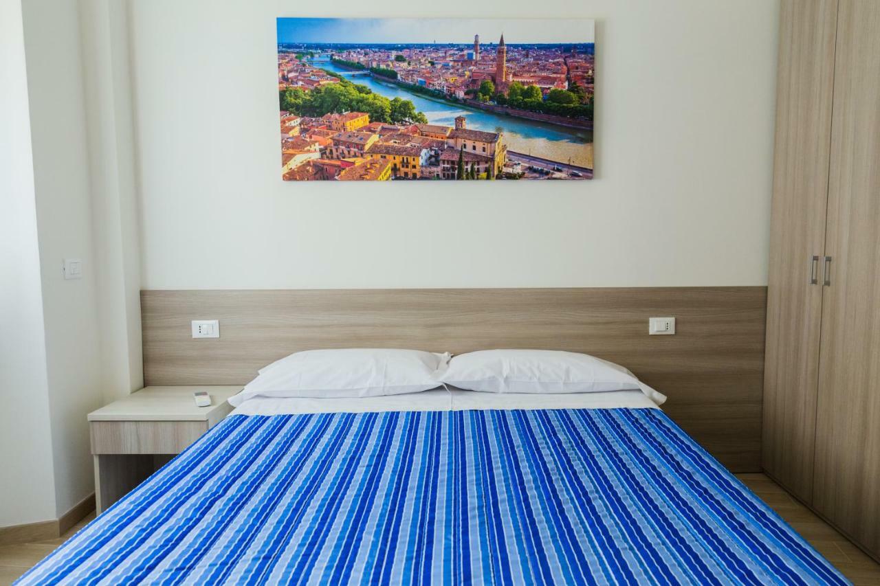 Family Apartment London Βερόνα Εξωτερικό φωτογραφία