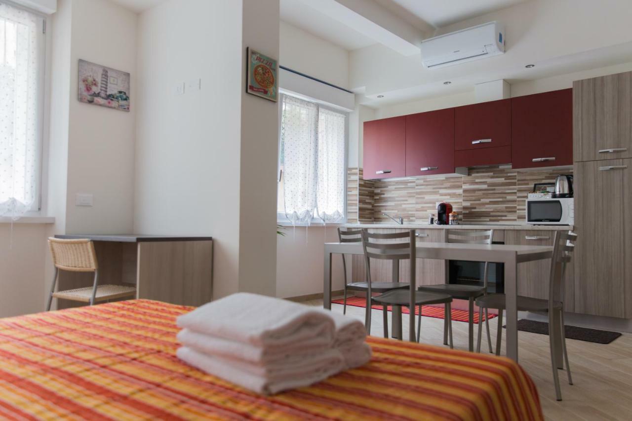 Family Apartment London Βερόνα Εξωτερικό φωτογραφία